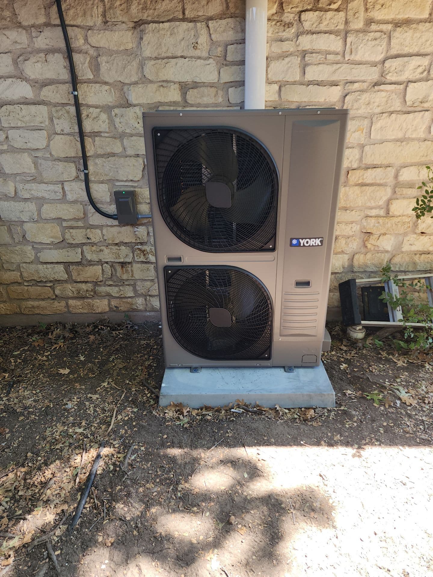 Gallery photos for Efficient HVAC Upgrade with 19 SEER Dual Fuel System: Image #3
