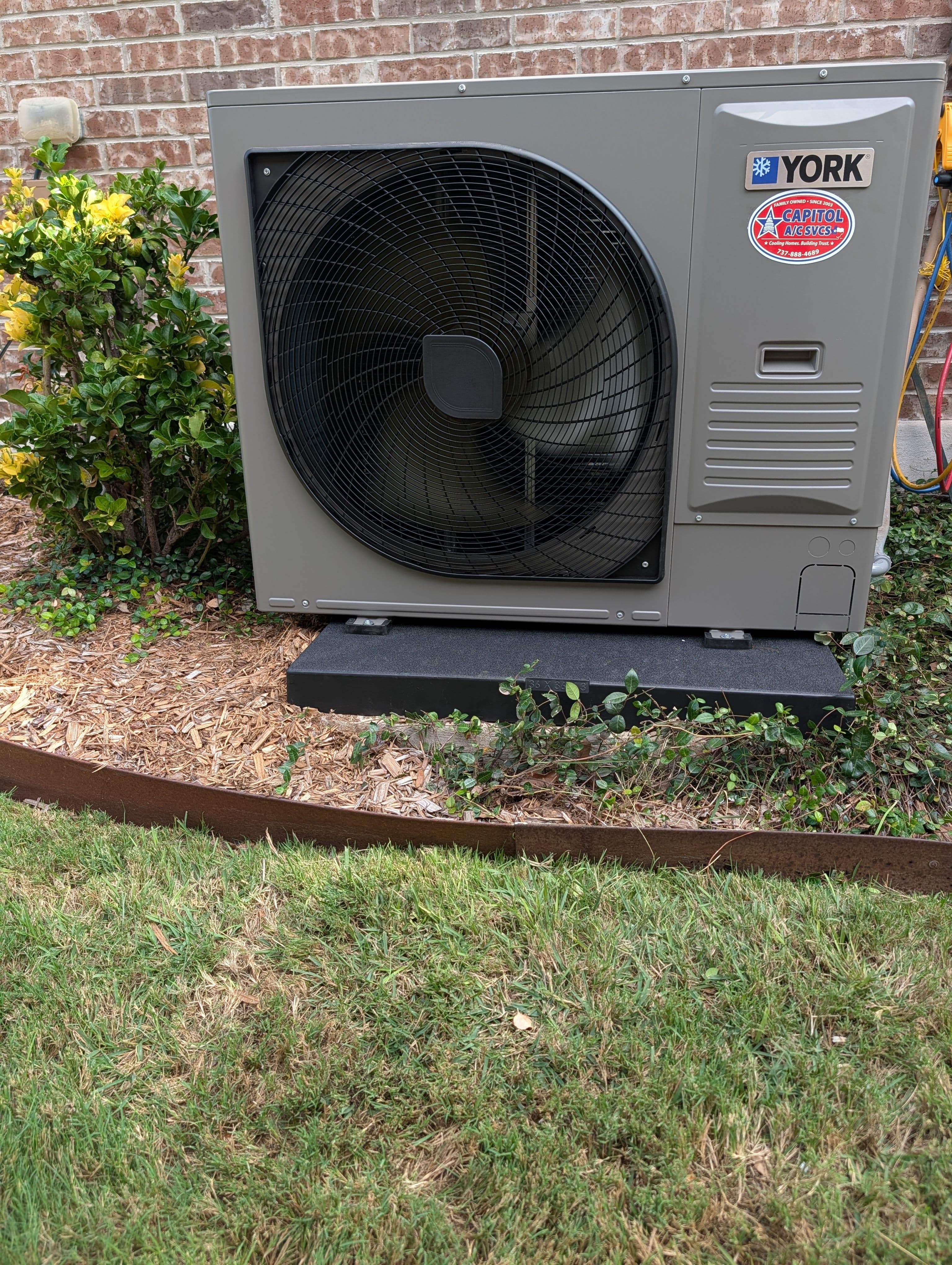 Project 19 SEER Dual Fuel System Install in Vizkaya Heritage image