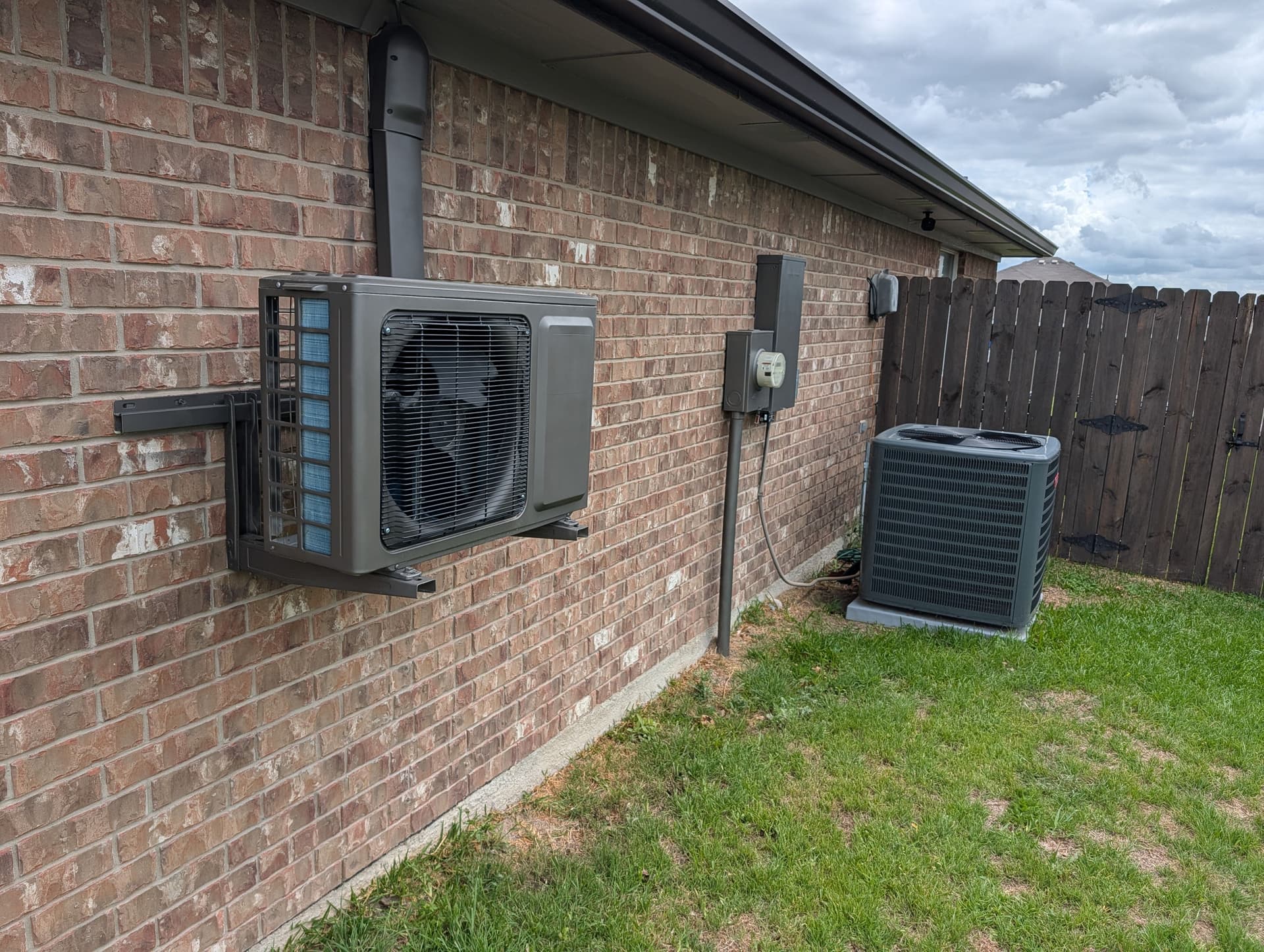 Gallery photos for Rooftop Units, Furnaces, Outdoor AC Systems - We Handle It All: Image #5