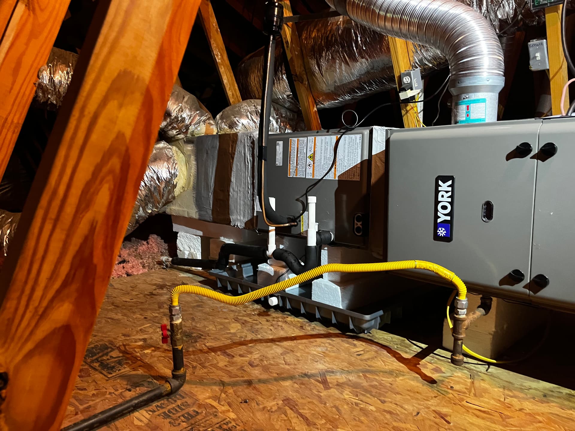 Gallery photos for Attic Heating System Upgraded With New York Setup: Image #2