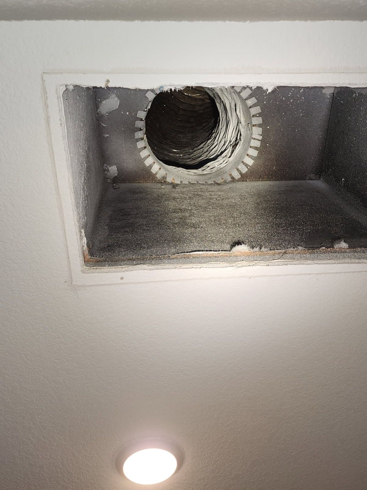 Gallery photos for Allergy Relief with Expert Duct Cleaning: Image #2