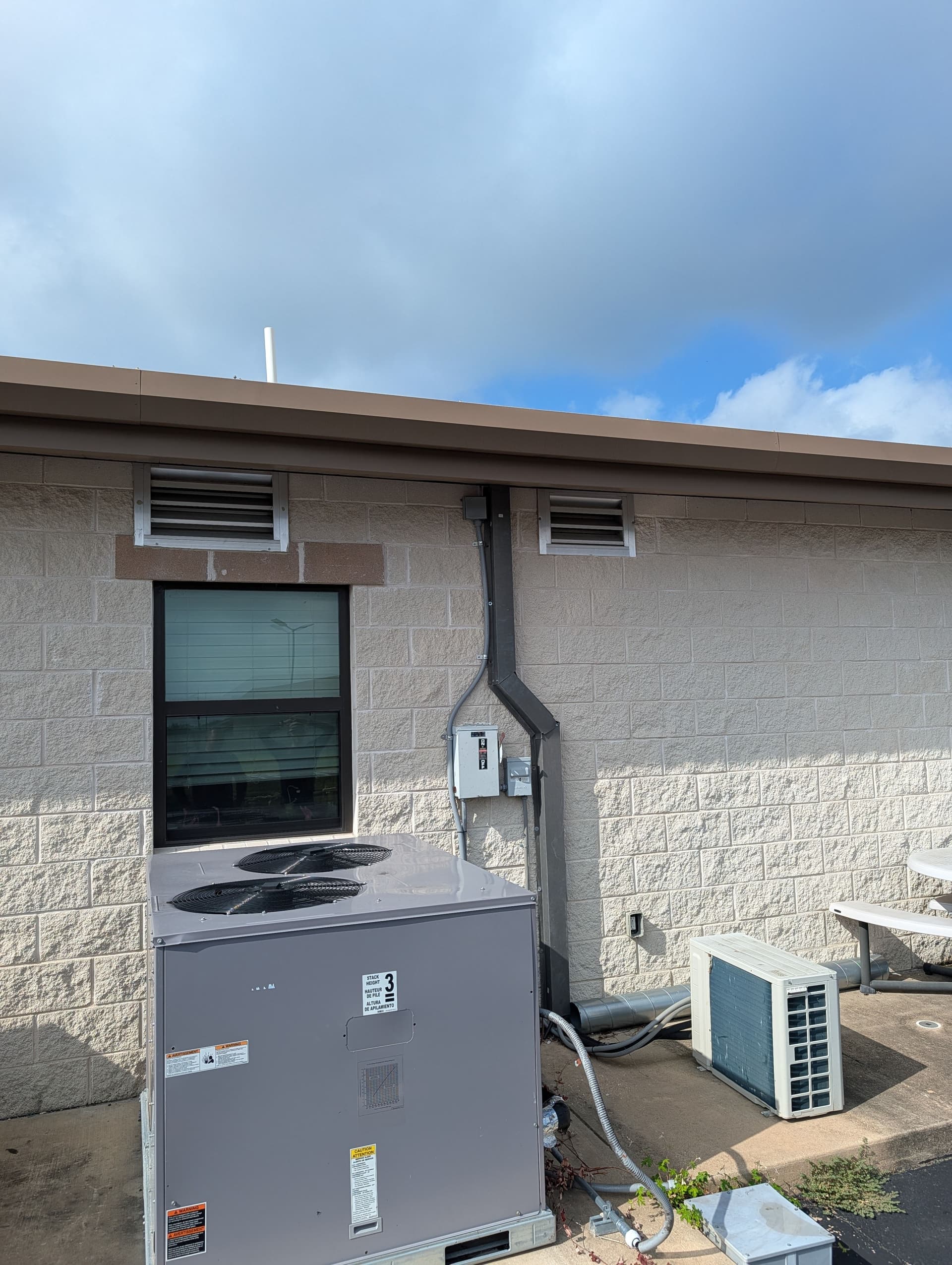 Gallery photos for Commercial HVAC Ductwork and Airflow Problems We Actually Fixed: Image #3