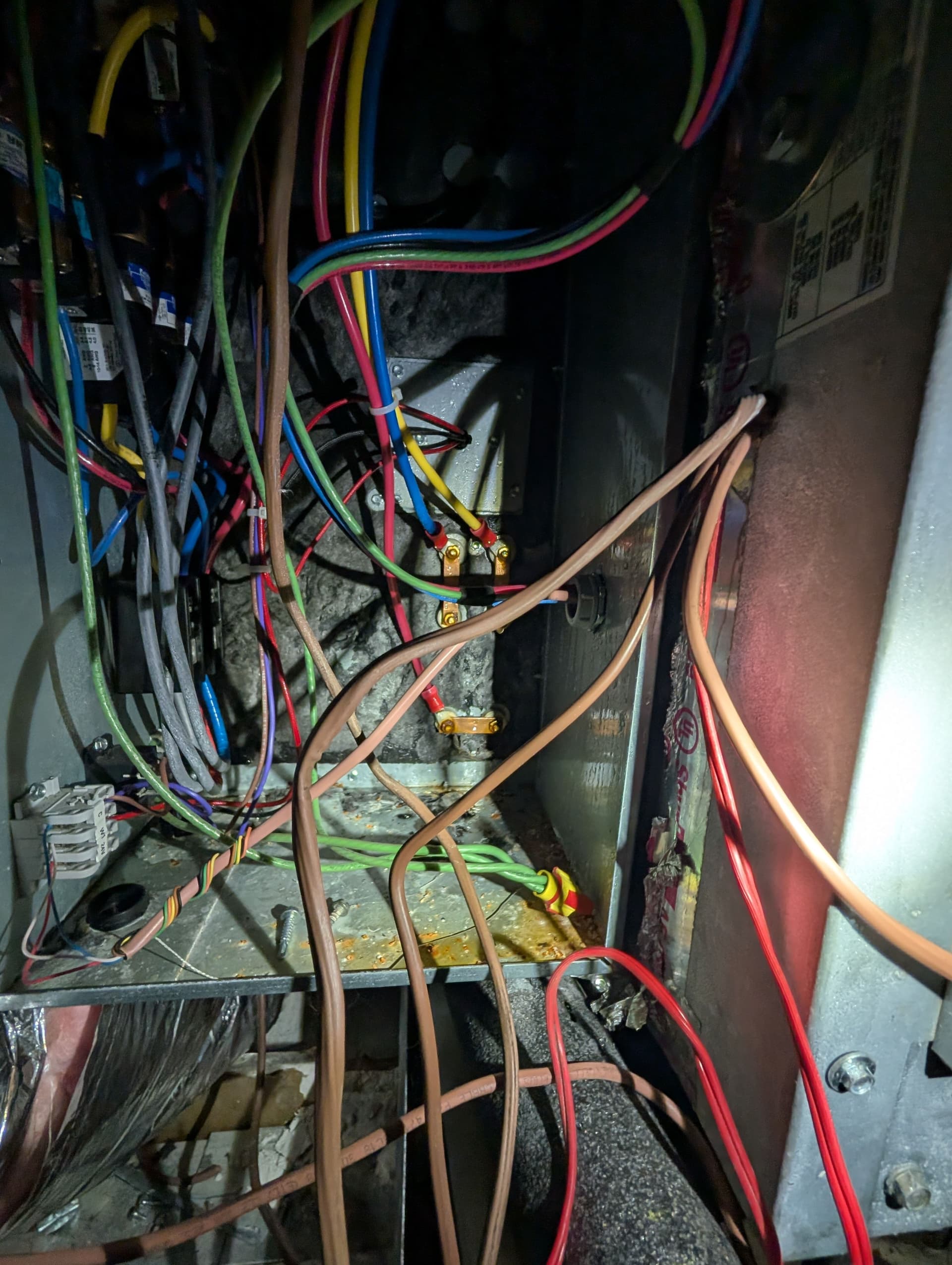 Gallery photos for Commercial HVAC Ductwork and Airflow Problems We Actually Fixed: Image #6